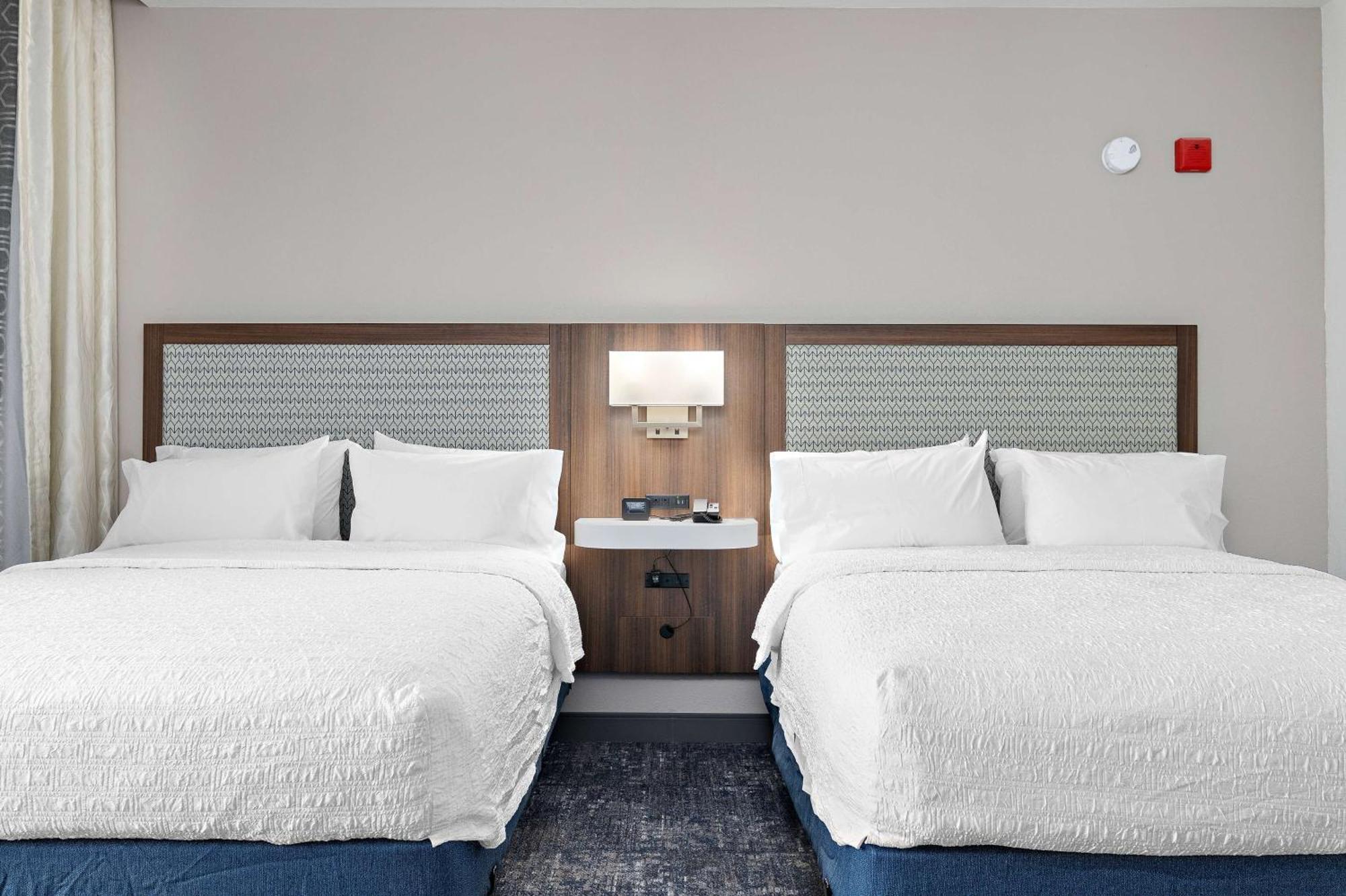 Hampton Inn Kansas City - Downtown Financial District Esterno foto